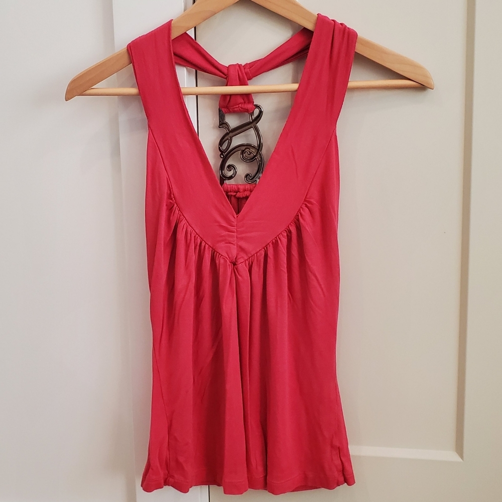Vintage Easel Sleeveless Fancy Back Top